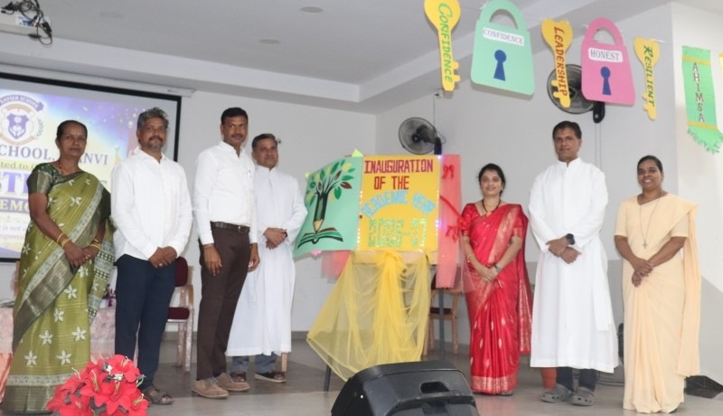investiture_xavier_manvi (23) (Custom).jpg